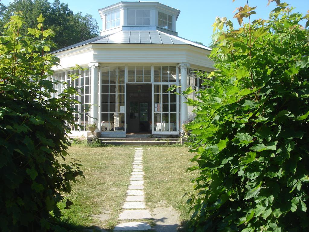 Tullgarns Vaerdshus Vagnhärad Exterior foto