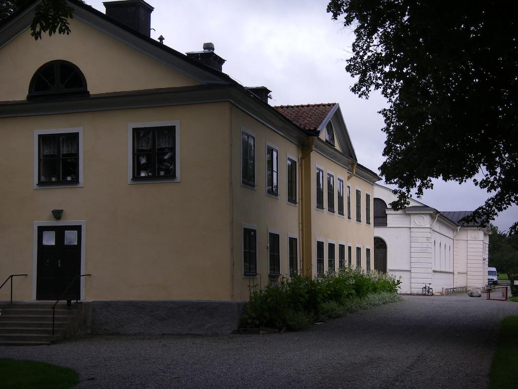 Tullgarns Vaerdshus Vagnhärad Exterior foto